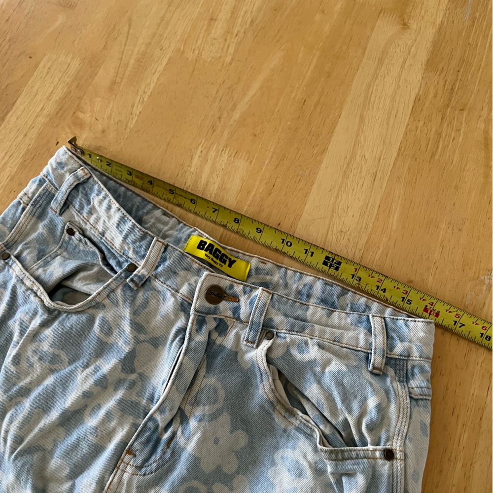 BUTTER Women's Baggy Flowers Jeans Size 32 In Blue - Picture 7 of 11